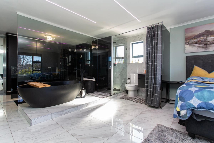 0 Bedroom Property for Sale in Table View Western Cape